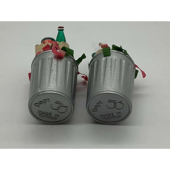 Department 56 The Original Snow Village Christmas Trash Cans NIB - Picture 7 of 9